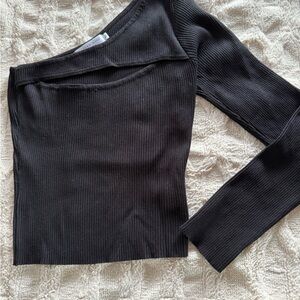 Black Ribbed Long Sleeve Top